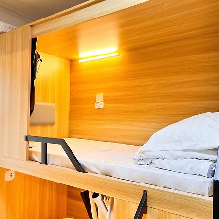 Waveflo Hostel 浪花青旅 Hongkong Zewnętrze zdjęcie